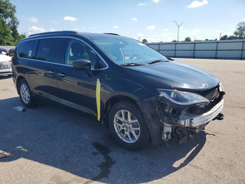 2020 CHRYSLER PACIFICA TOURING 4