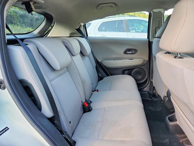 2018 HONDA HR-V LX 10
