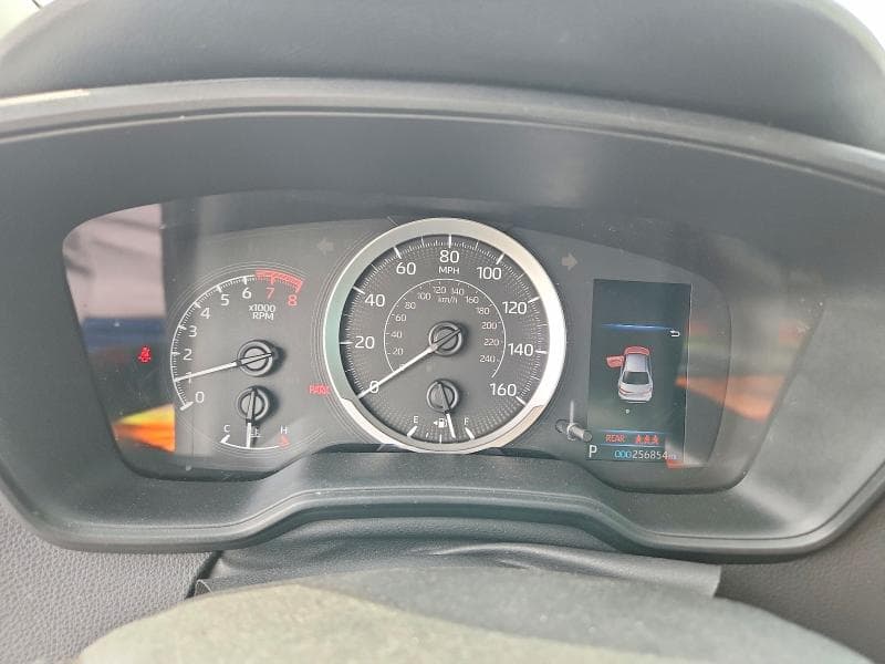 2020 TOYOTA COROLLA LE 9