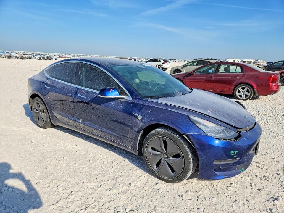 2019 TESLA MODEL 3 4