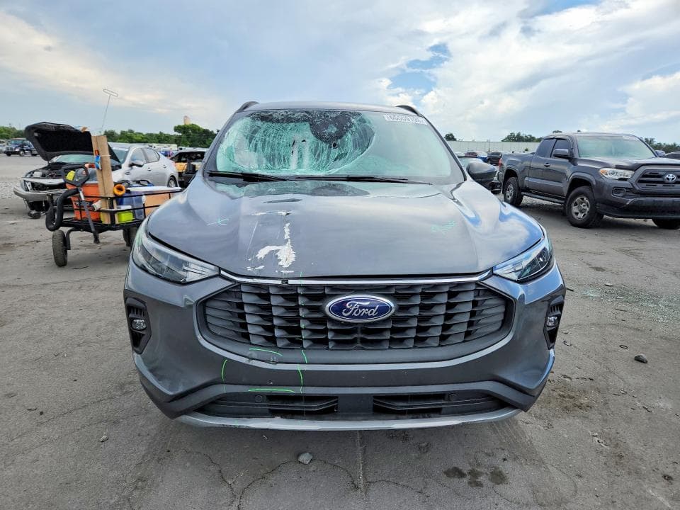 2025 FORD ESCAPE 5