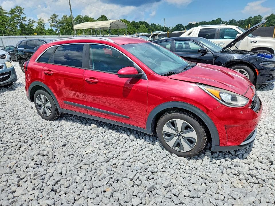2018 KIA NIRO LX 4
