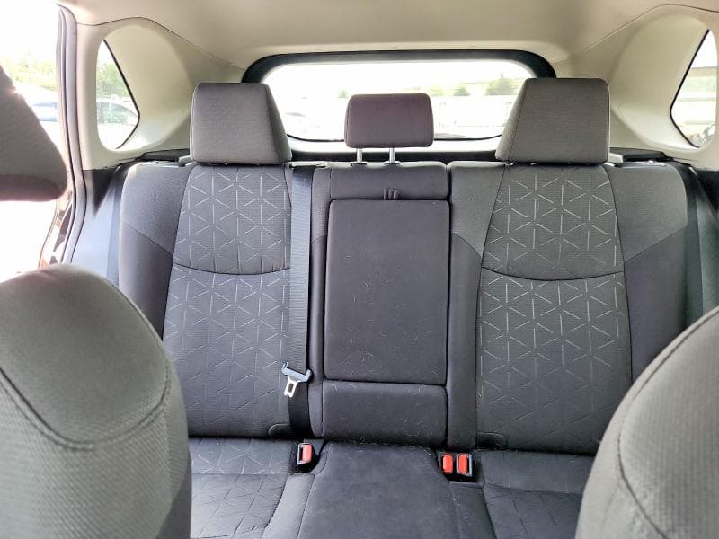 2021 TOYOTA RAV4 XLE 10