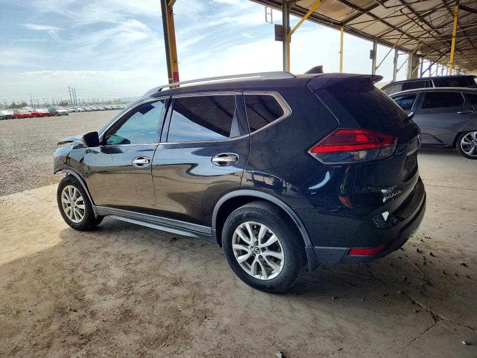 2017 NISSAN ROGUE SV 2