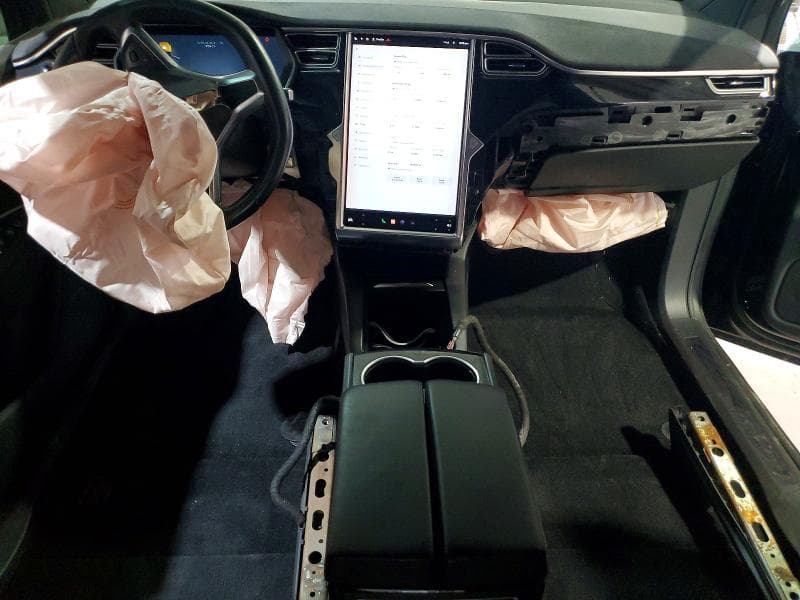 2017 TESLA MODEL X 8