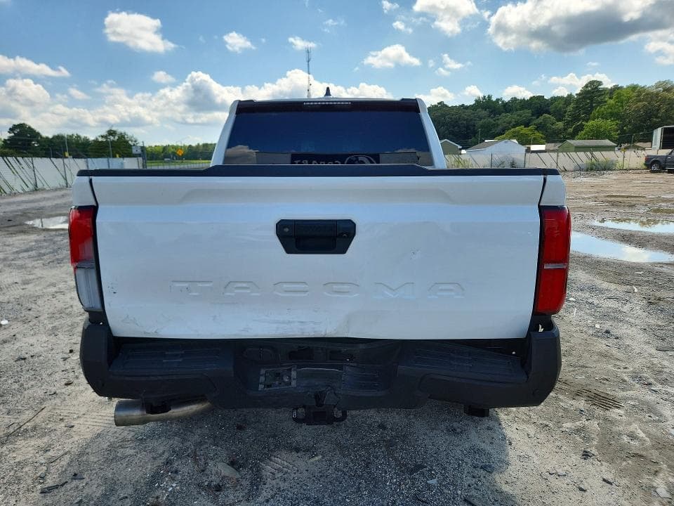 2024 TOYOTA TACOMA SR 6