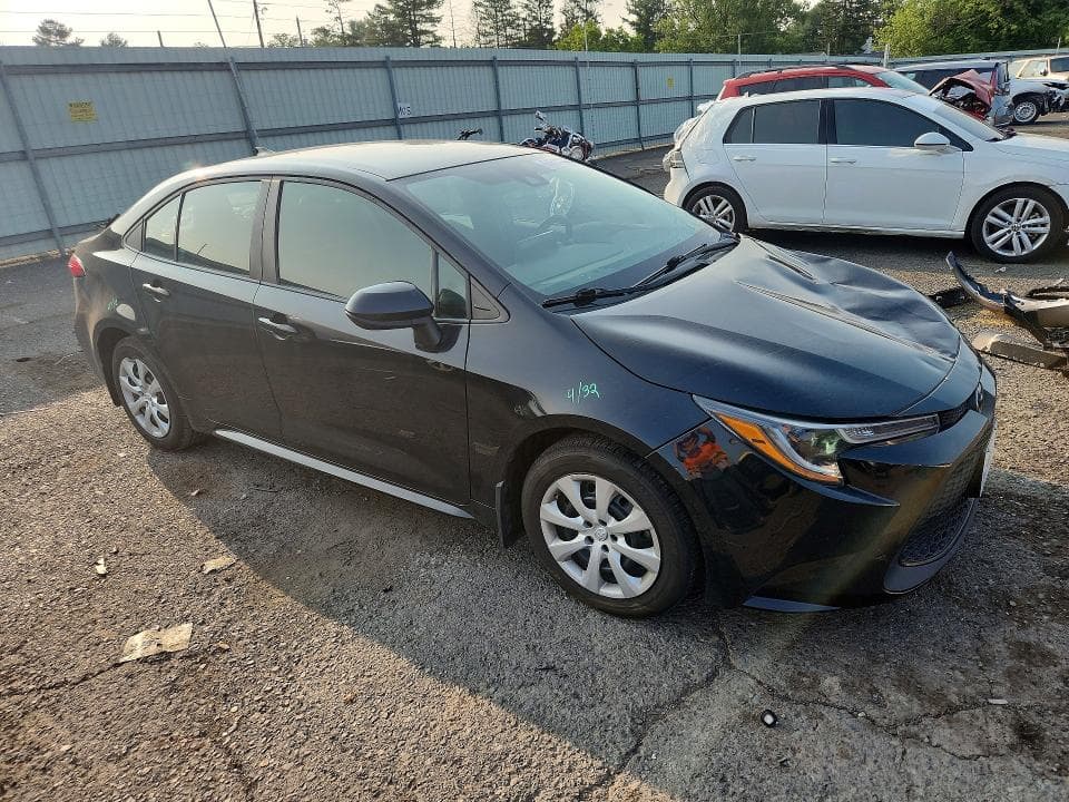 2022 TOYOTA COROLLA LE 4