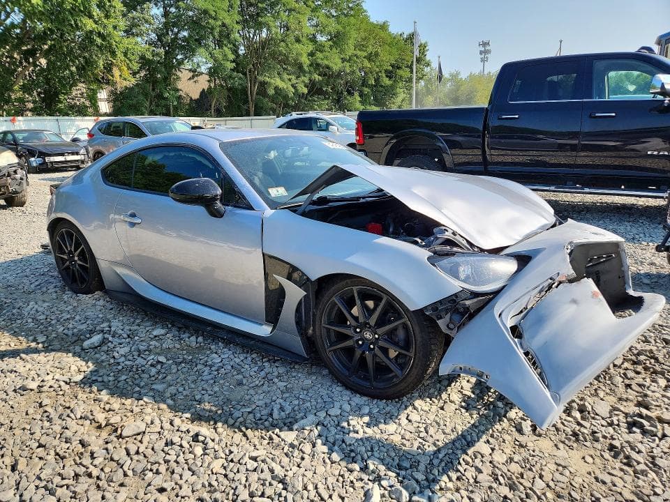 2023 TOYOTA GR86 BASE 4