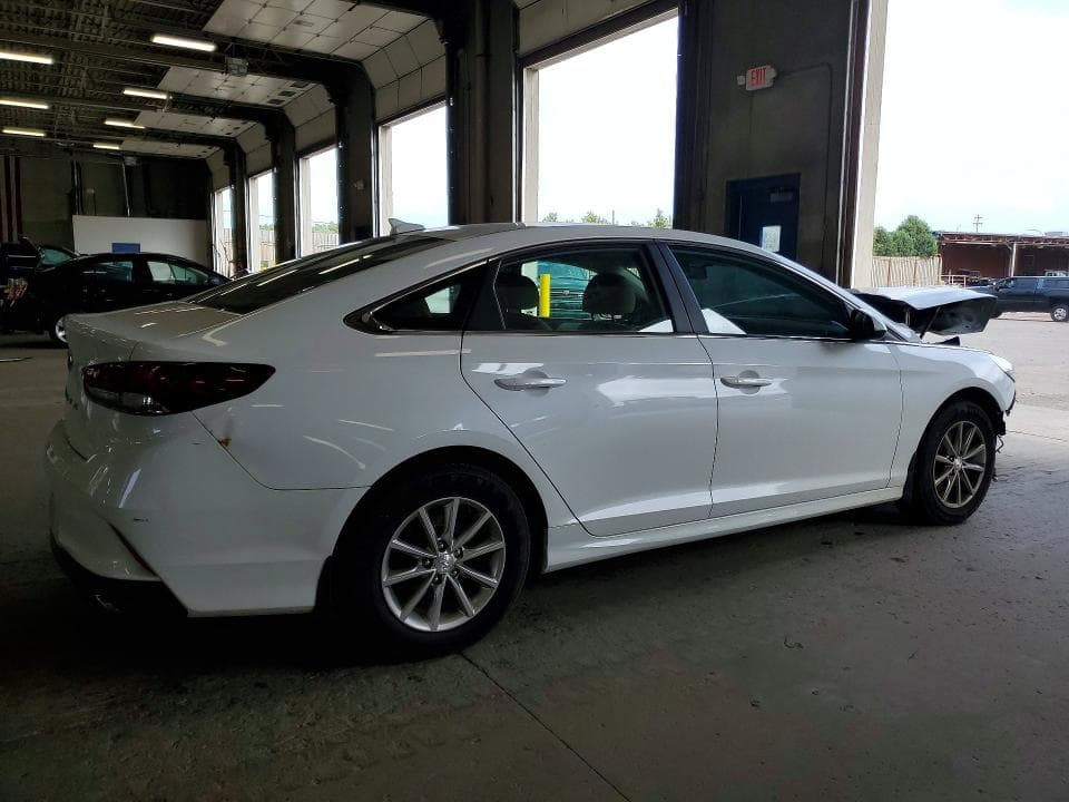 2019 HYUNDAI SONATA SE 3