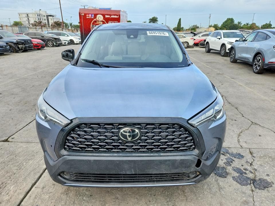 2022 TOYOTA COROLLA CROSS L 5