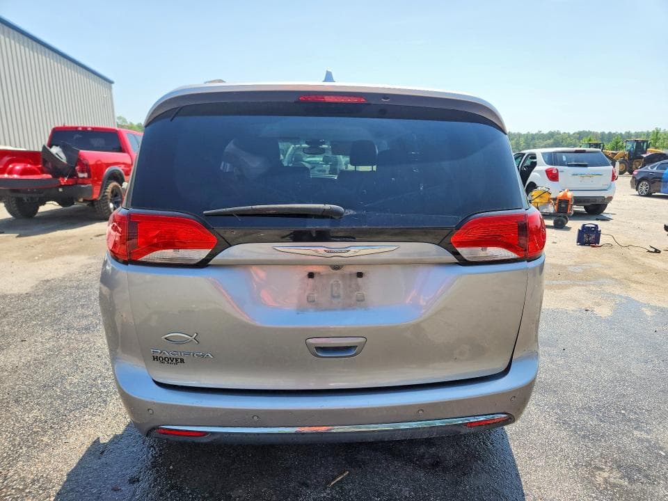 2017 CHRYSLER PACIFICA TOURING L PLUS 6