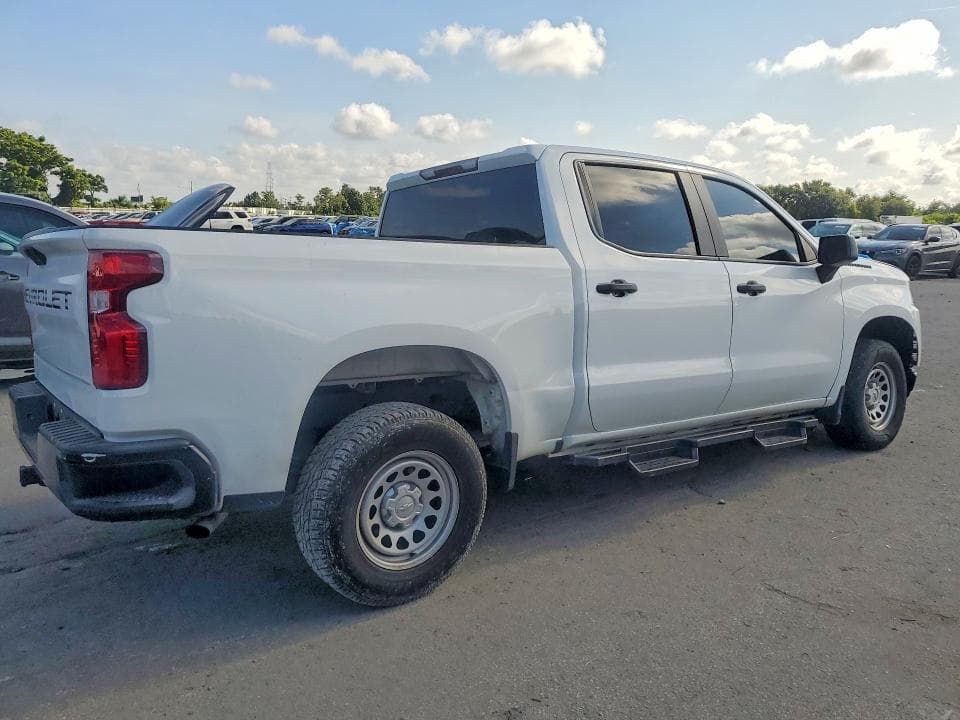2021 CHEVROLET SILVERADO C1500 3
