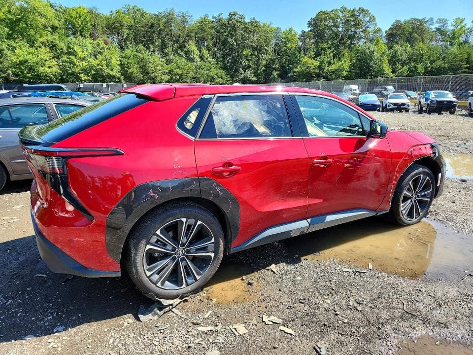 2024 TOYOTA BZ4X LIMITED 3