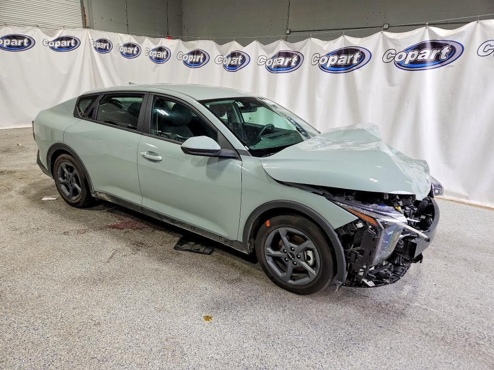 2026 KIA K4 LXS 4