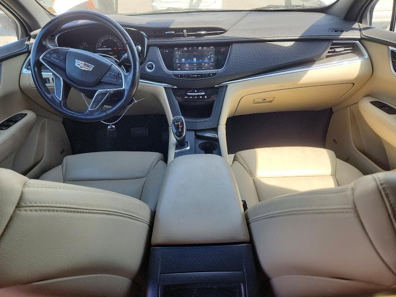 2018 CADILLAC XT5 8