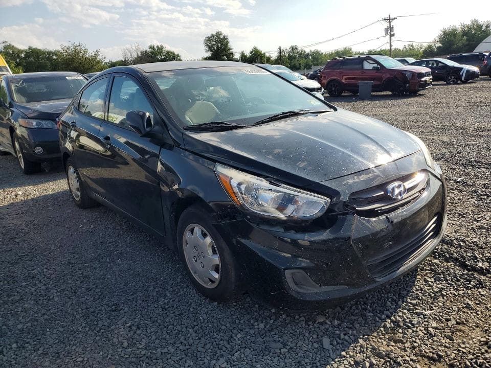 2017 HYUNDAI ACCENT SE 4