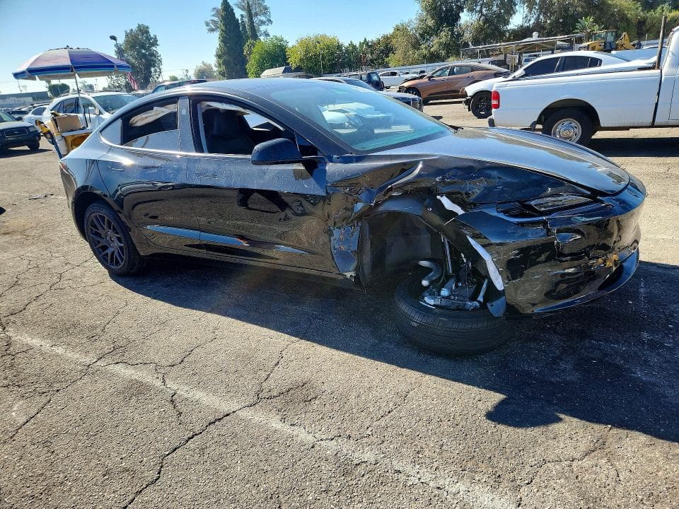 2026 TESLA MODEL 3 4