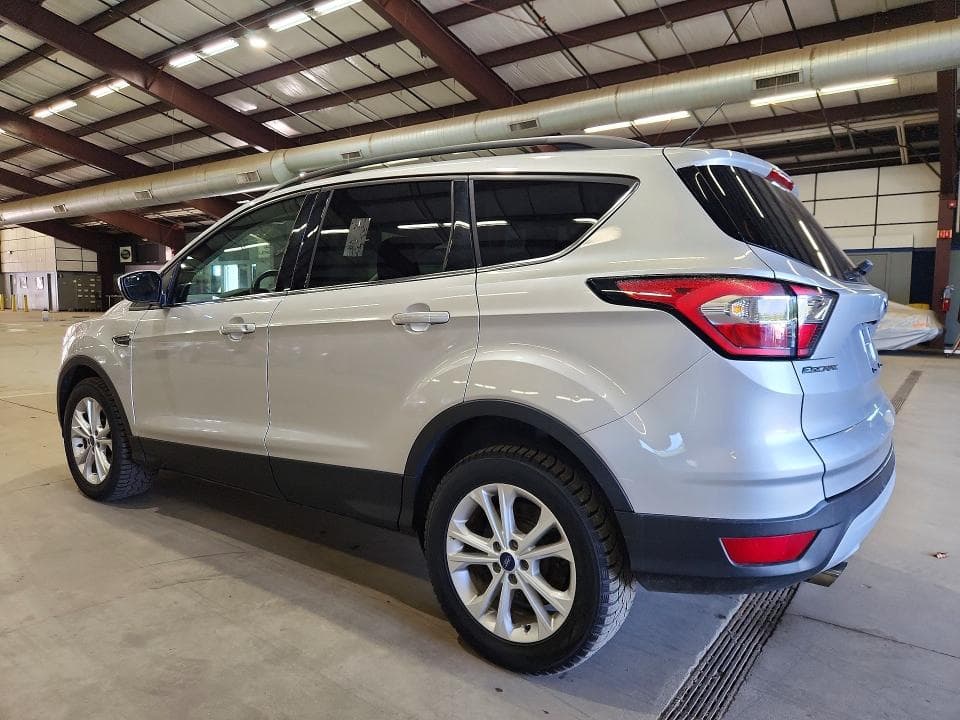 2018 FORD ESCAPE SE 2