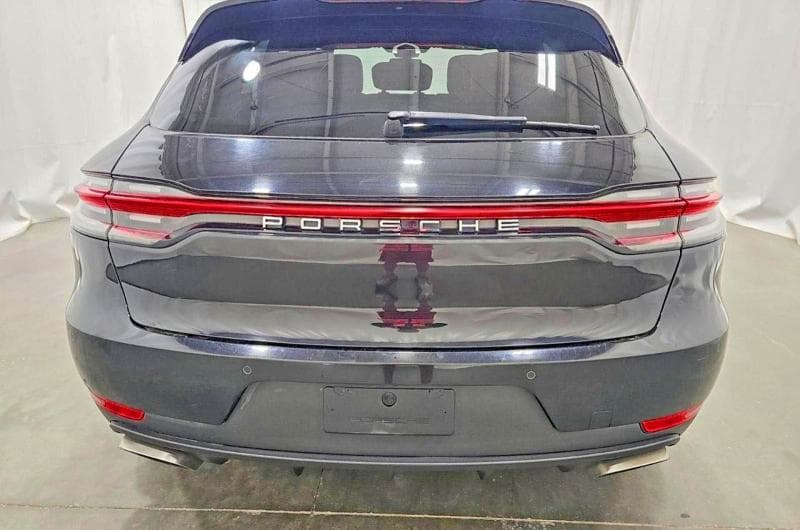 2021 PORSCHE MACAN 13