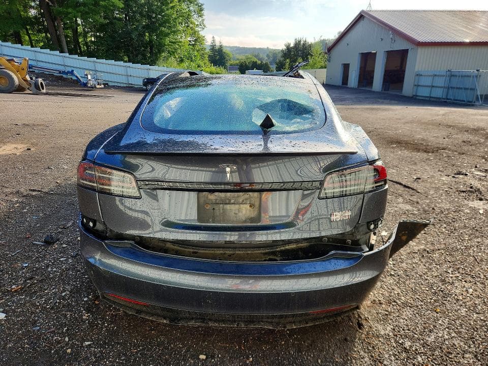 2022 TESLA MODEL S 6
