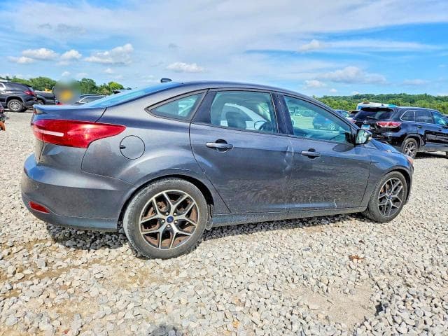 2017 FORD FOCUS SEL 3