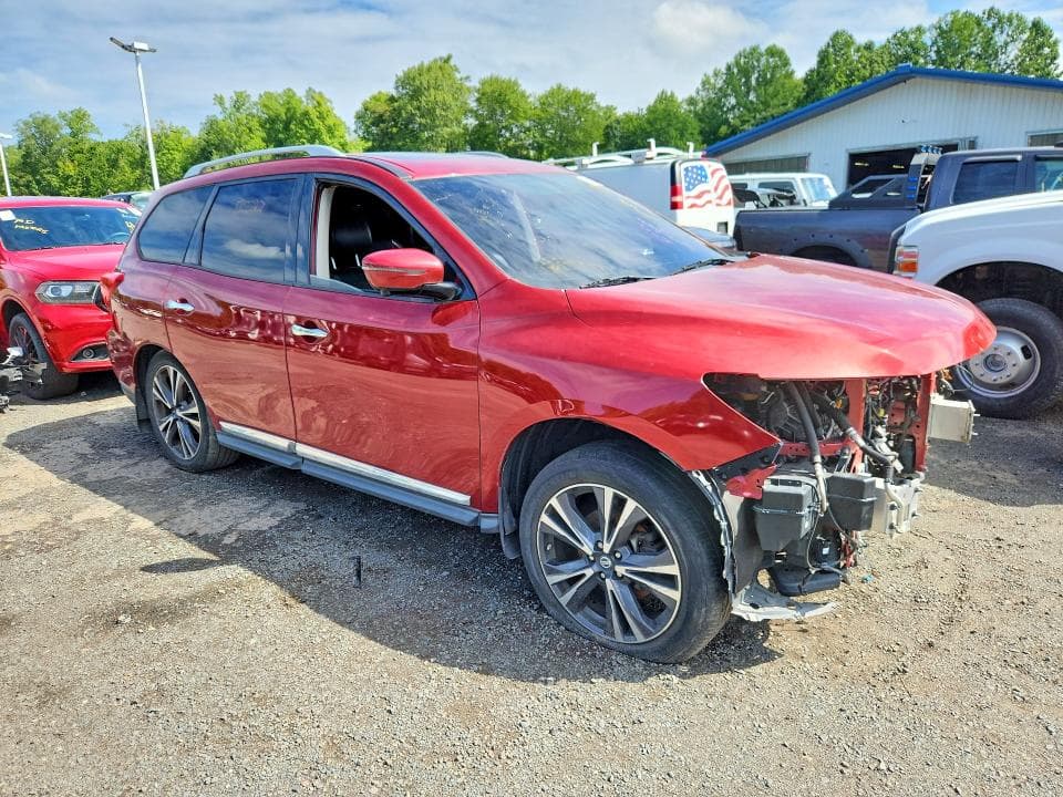 2017 NISSAN PATHFINDER PLATINUM 4