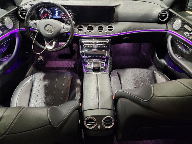 2017 MERCEDES-BENZ E 300 4MATIC 8