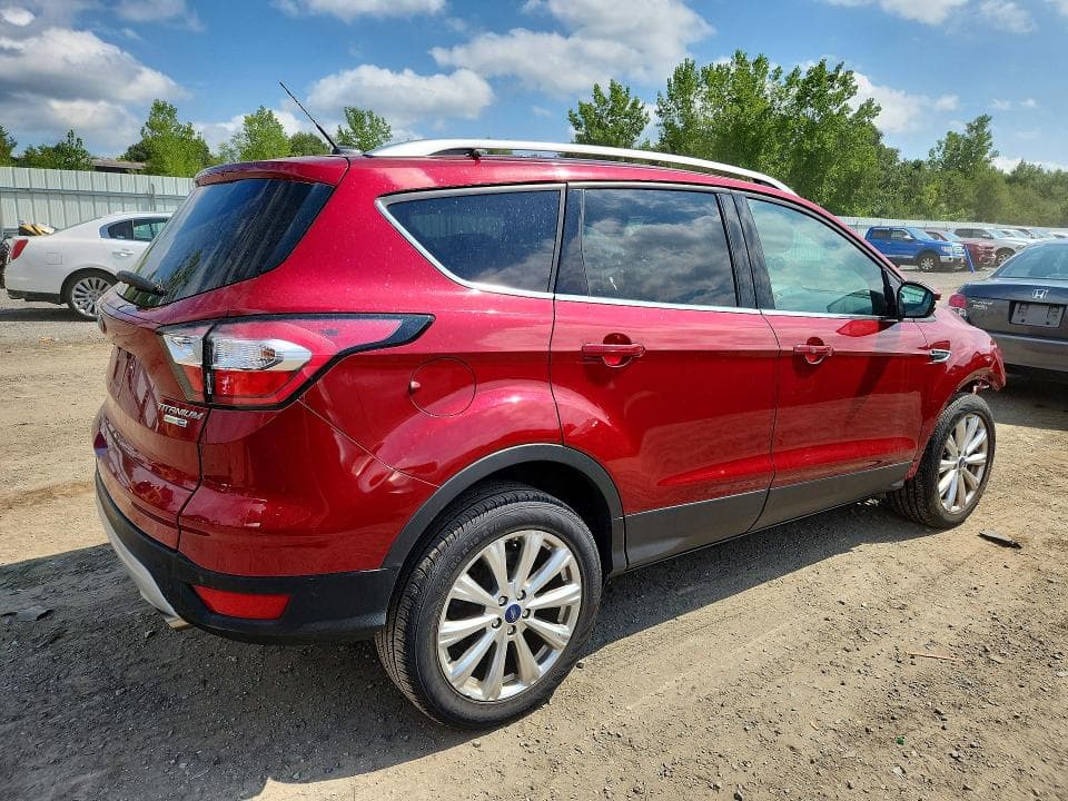 2017 FORD ESCAPE TITANIUM 3
