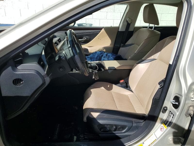 2019 LEXUS ES 300H 7