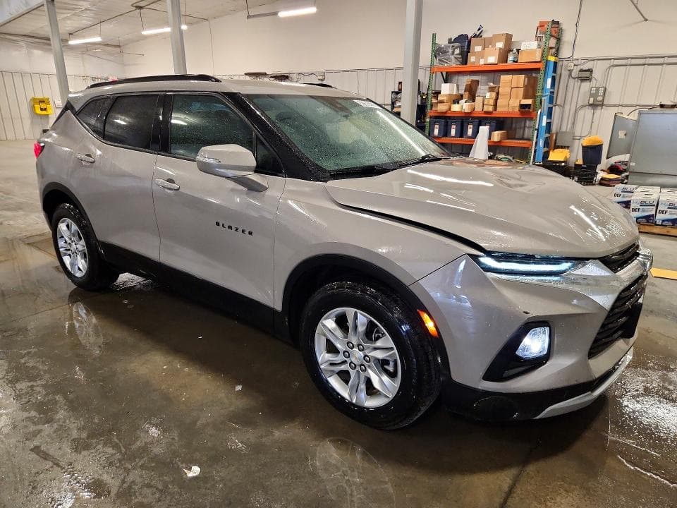 2021 CHEVROLET BLAZER 2LT 4