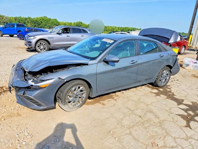 2024 HYUNDAI ELANTRA SEL - 1