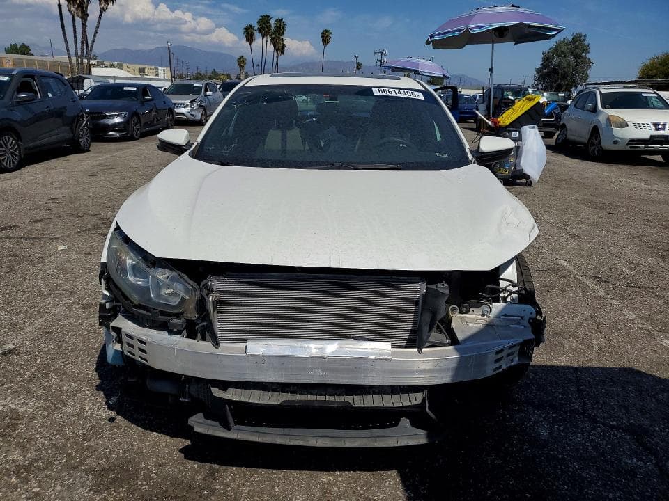 2018 HONDA CIVIC EX 5