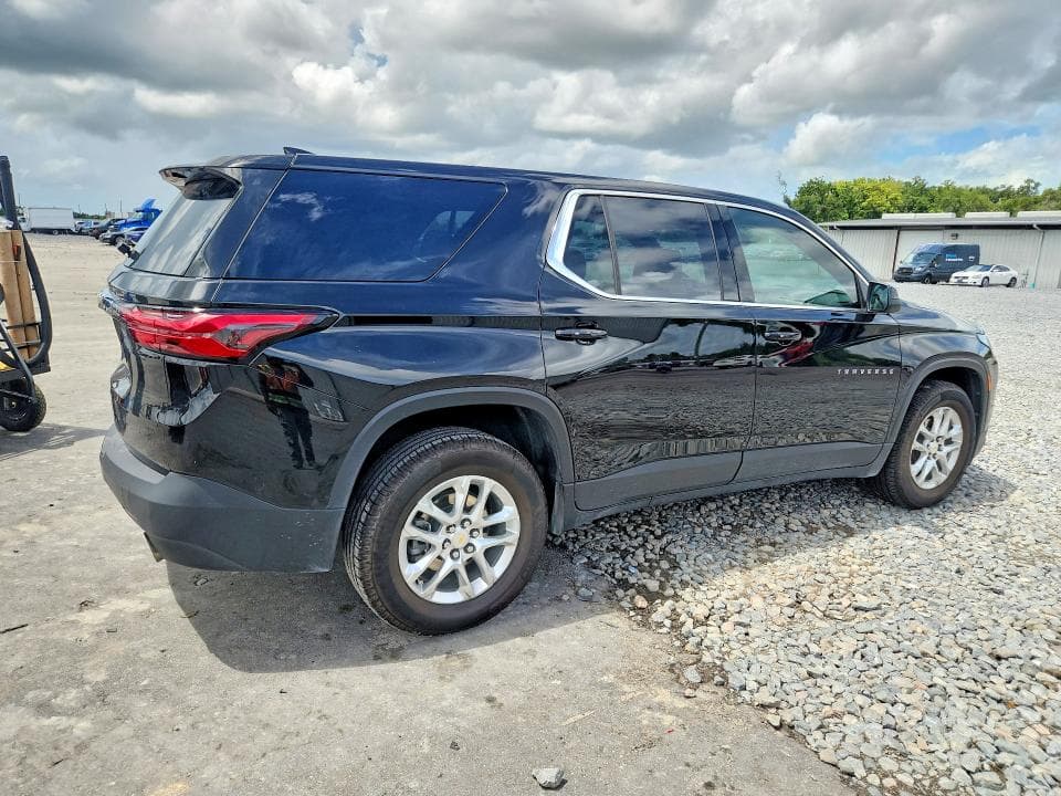 2023 CHEVROLET TRAVERSE LS 3