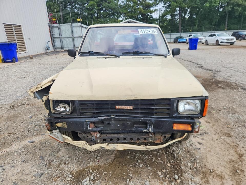 1984 TOYOTA PICKUP 1/2 TON RN50 5