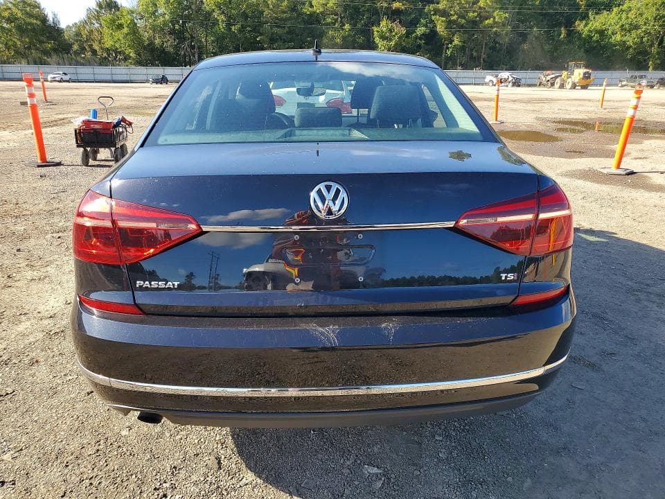 2017 VOLKSWAGEN PASSAT S 6