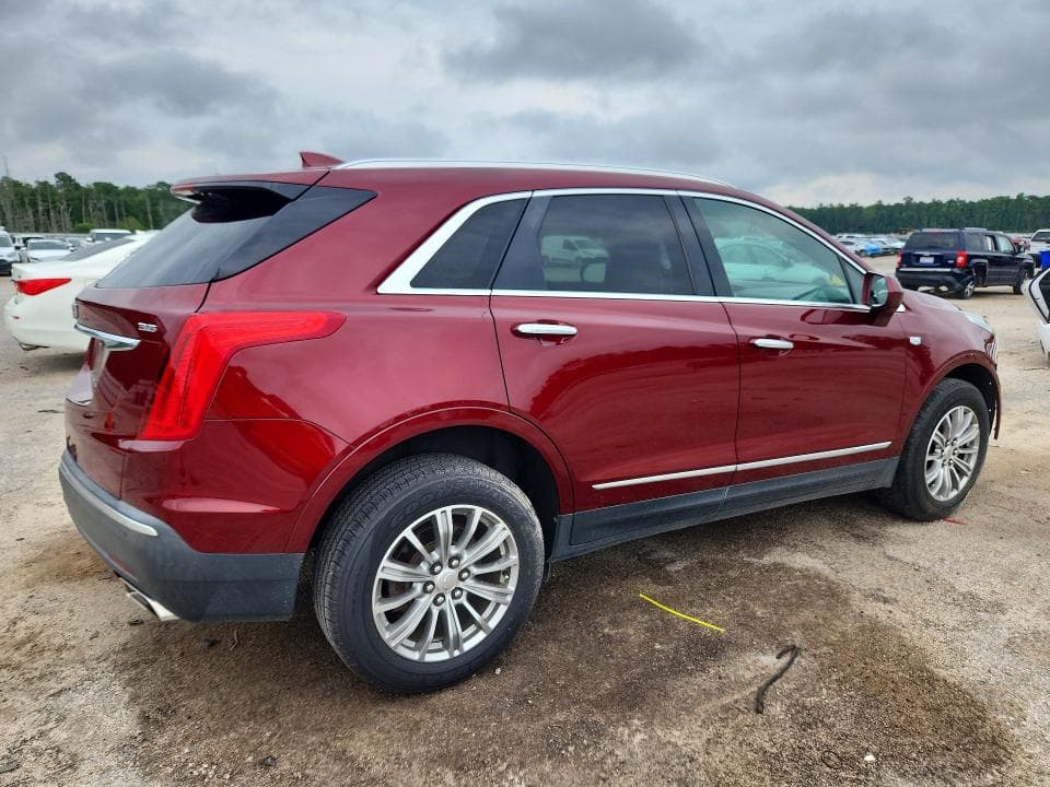 2017 CADILLAC XT5 LUXURY 3