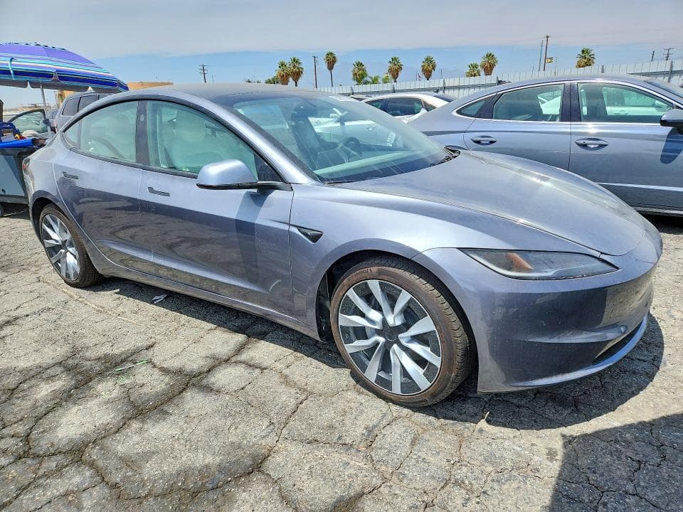 2025 TESLA MODEL 3 4