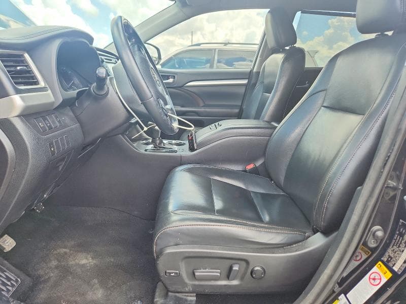 2018 TOYOTA HIGHLANDER XLE 7