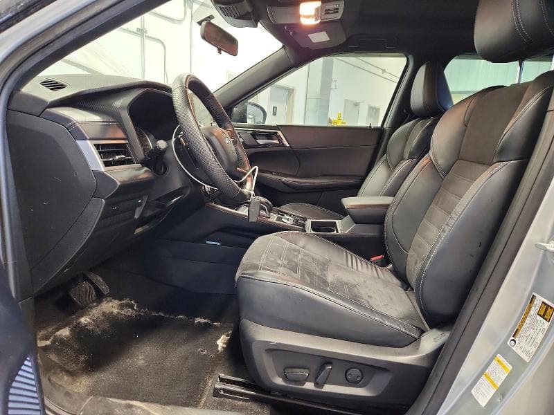 2023 MITSUBISHI OUTLANDER SE 7
