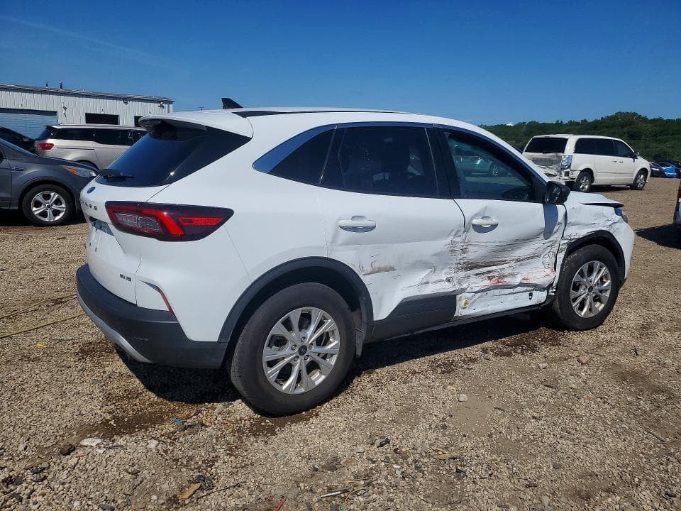 2024 FORD ESCAPE ACTIVE 3