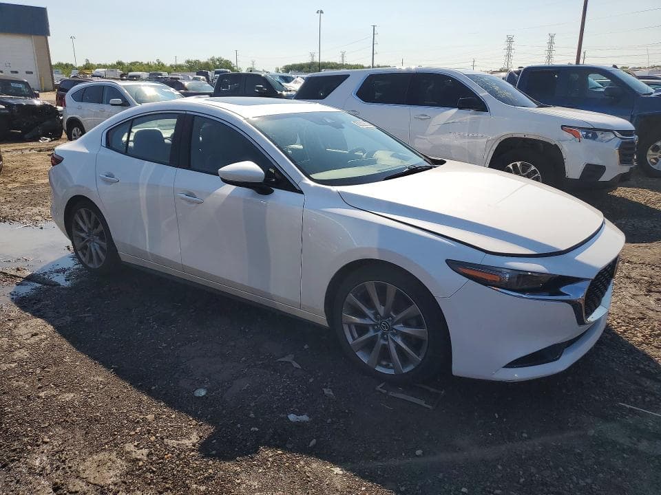 2019 MAZDA 3 PREMIUM 4