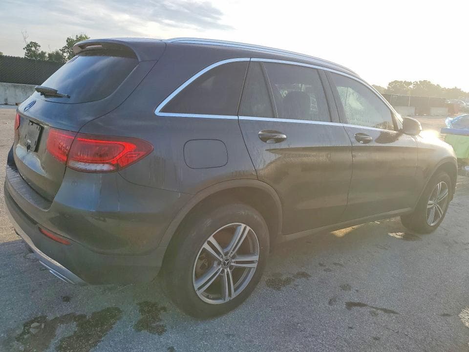 2020 MERCEDES-BENZ GLC 300 3