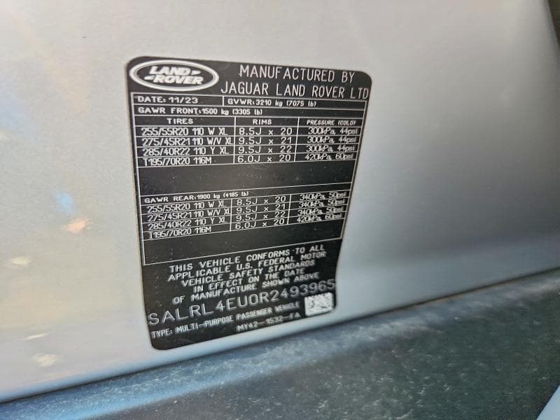 2024 LAND ROVER DISCOVERY DYNAMIC SE 13