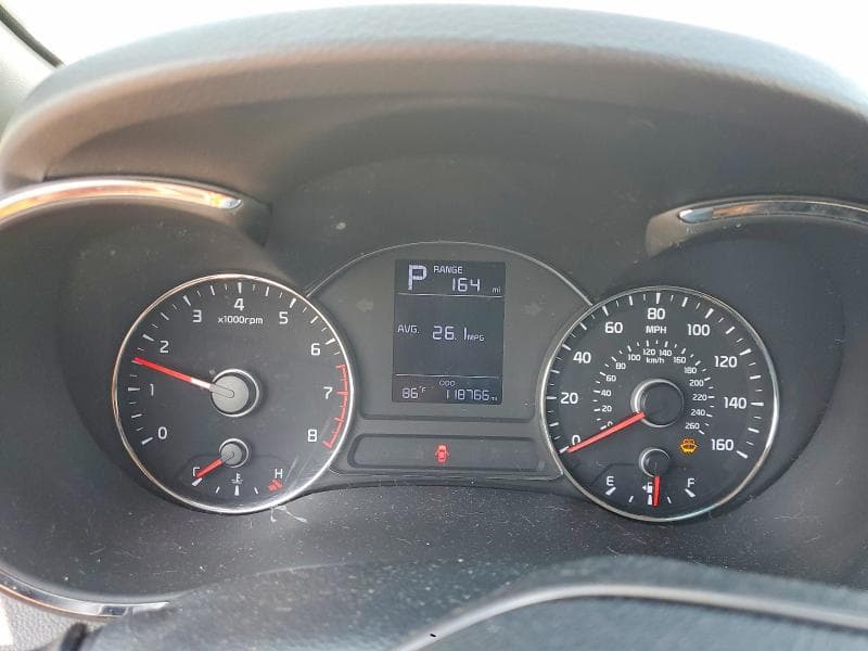 2017 KIA FORTE5 LX 9