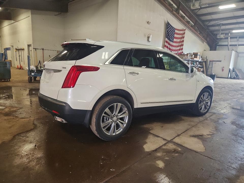 2018 CADILLAC XT5 LUXURY 3