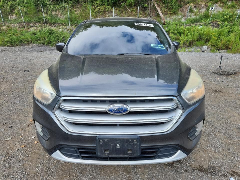 2017 FORD ESCAPE SE 5