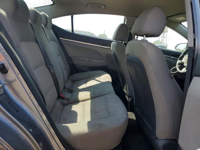 2020 HYUNDAI ELANTRA SE 10