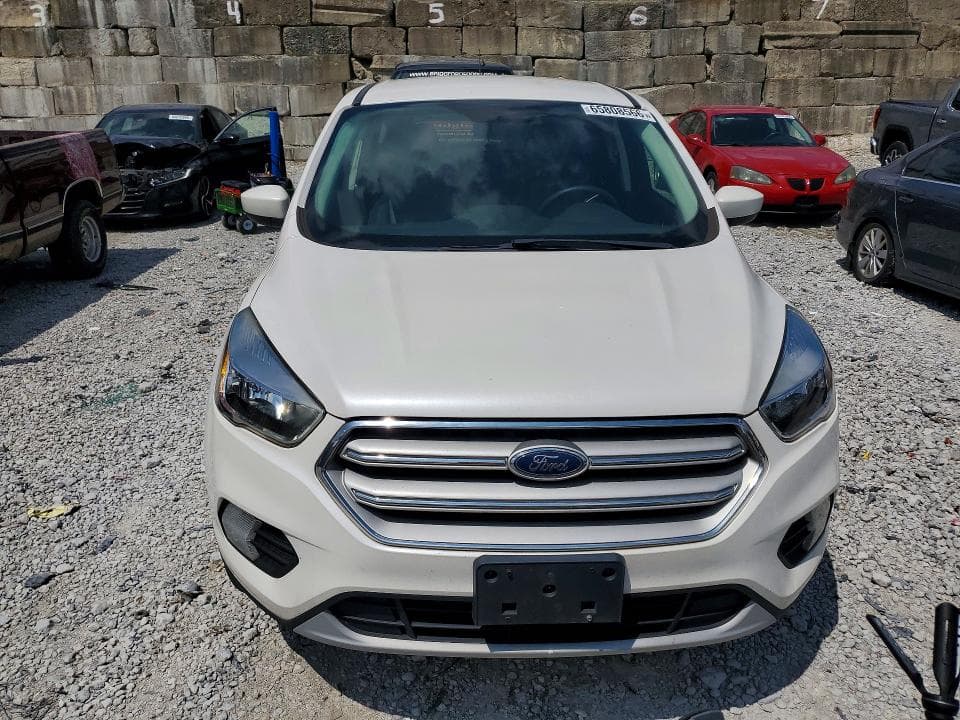 2019 FORD ESCAPE SE 5