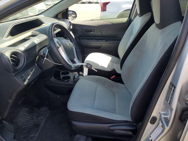 2017 TOYOTA PRIUS C ONE 7