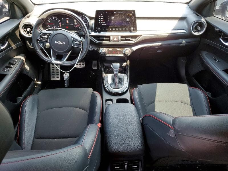 2024 KIA FORTE GT 8